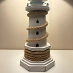 Leuchtturm-Tischlampe aus Holz