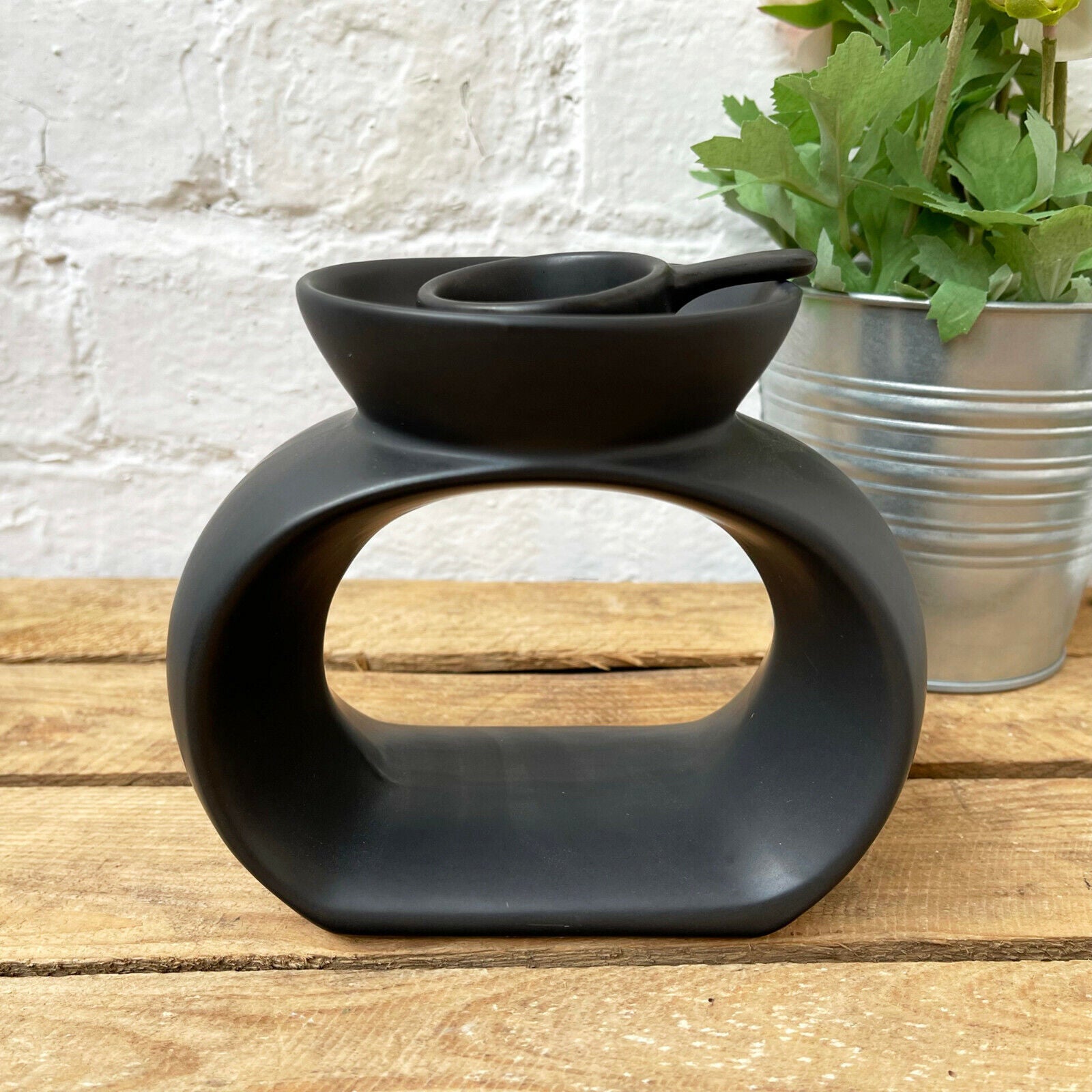 Black Ceramic Wax Melt Oil Burner