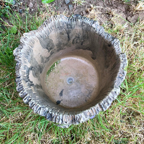 Feenhaus-Gartenpflanzgefäß aus Zement, groß