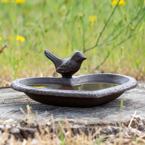 Gusseisen-Vogeltränke „Love Heart“.