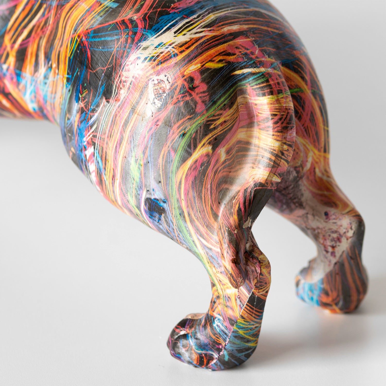 Buntes Wursthund-Ornament