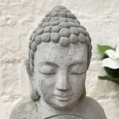 Buddha-Teelichthalter aus Zement