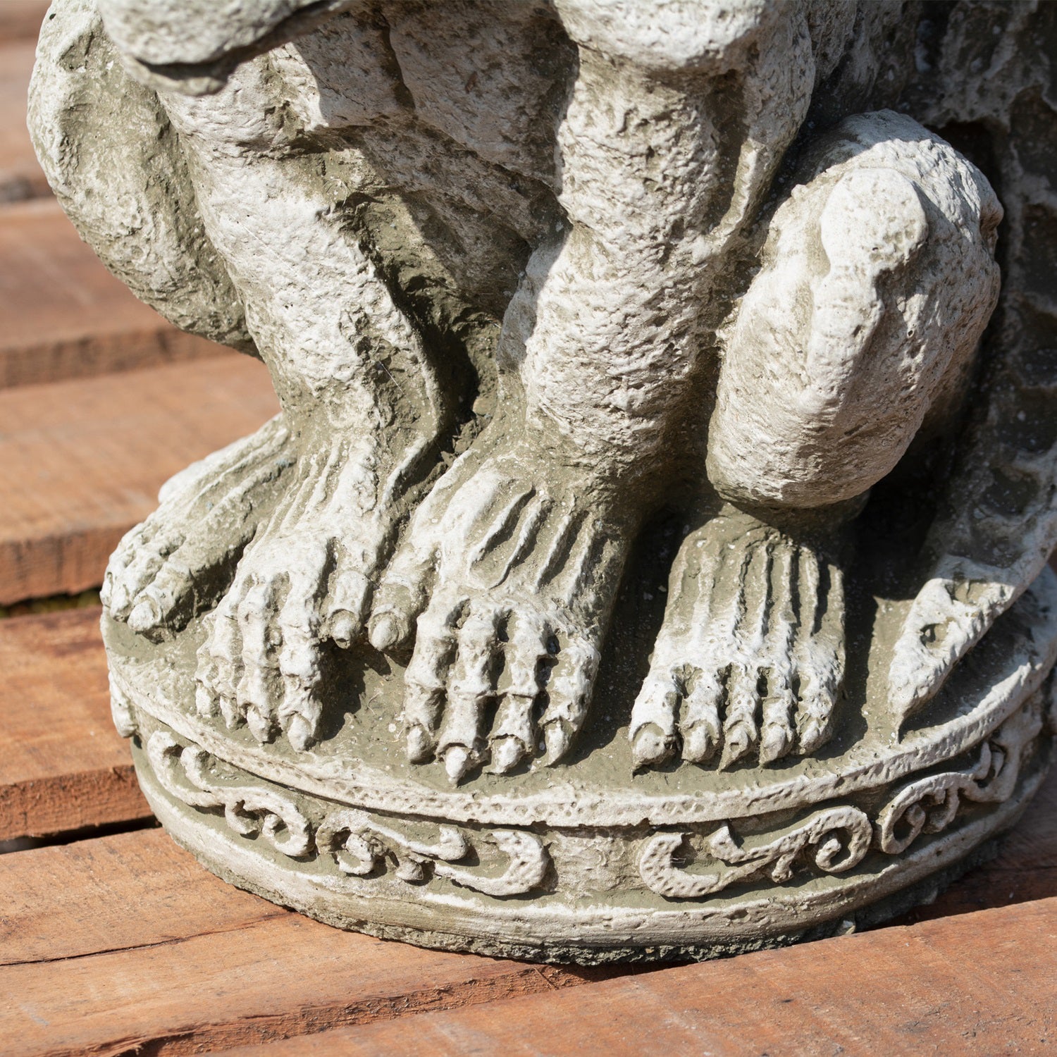 Heavy Stone Notre Dame Gargoyle Statue