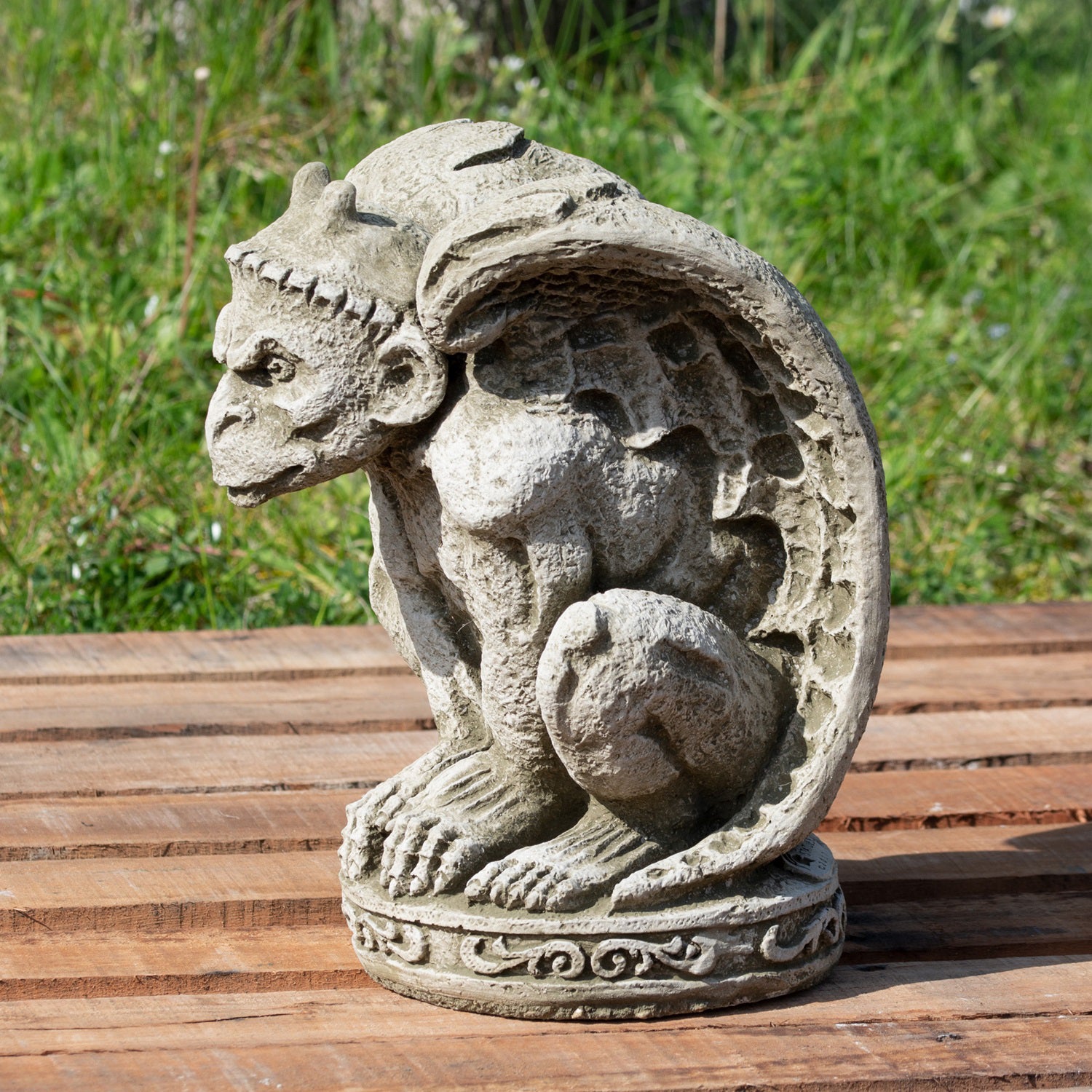 Heavy Stone Notre Dame Gargoyle Statue