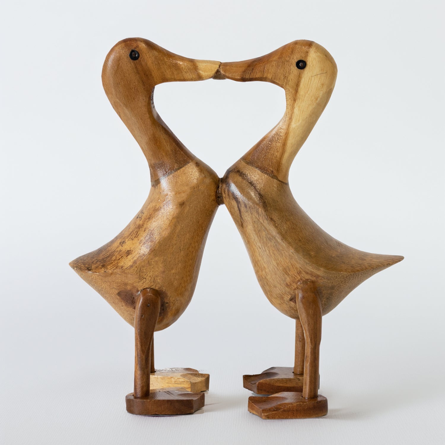 Wooden Kissing Ducks Ornament