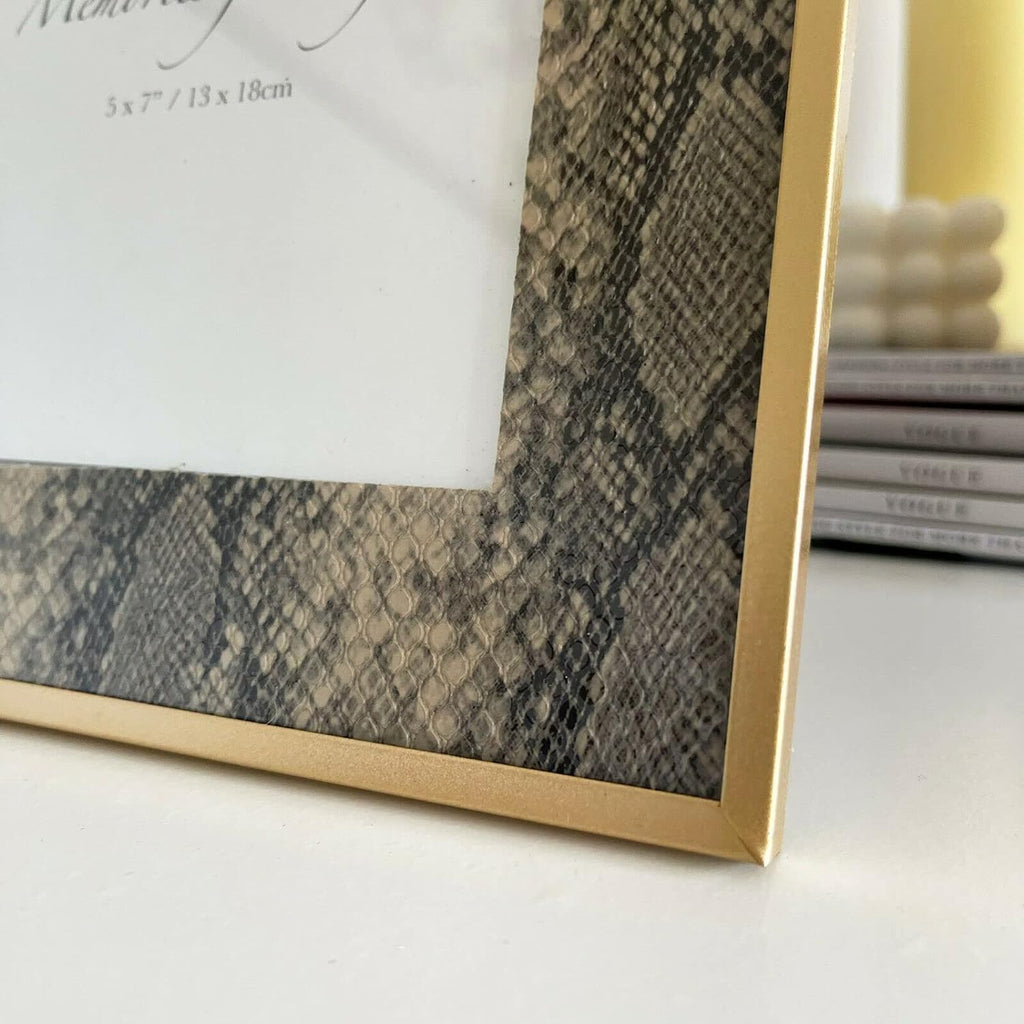 4x6" Faux Gold Snakeskin Photo Frame