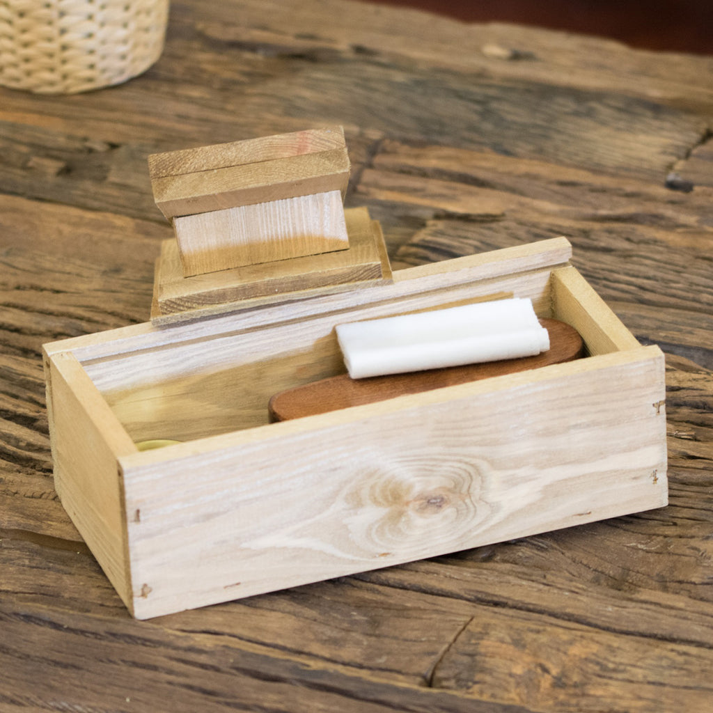 Wooden Boot Cleaning Kit