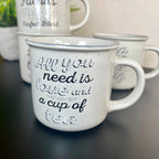 Gesprenkeltes Tassen-Set mit Slogan-Schriftzug, 400 ml