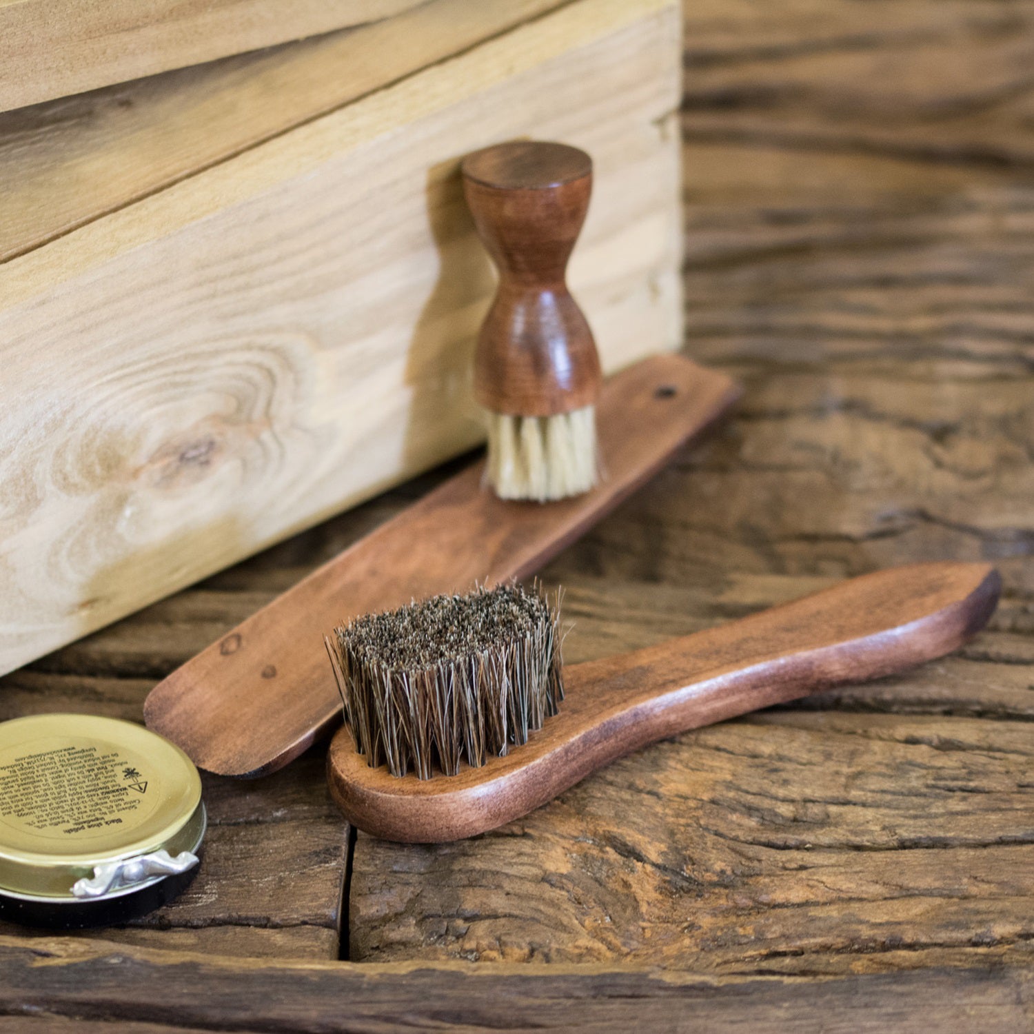 Wooden Boot Cleaning Kit