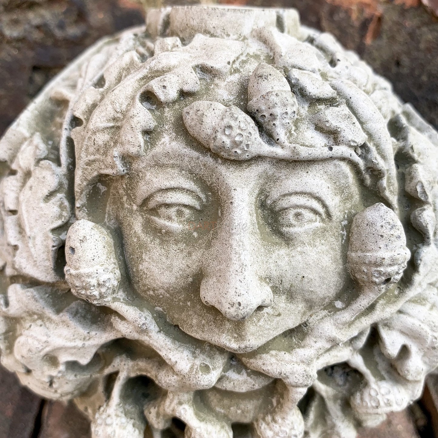 Acorn Cathedral Greenman Wandskulptur