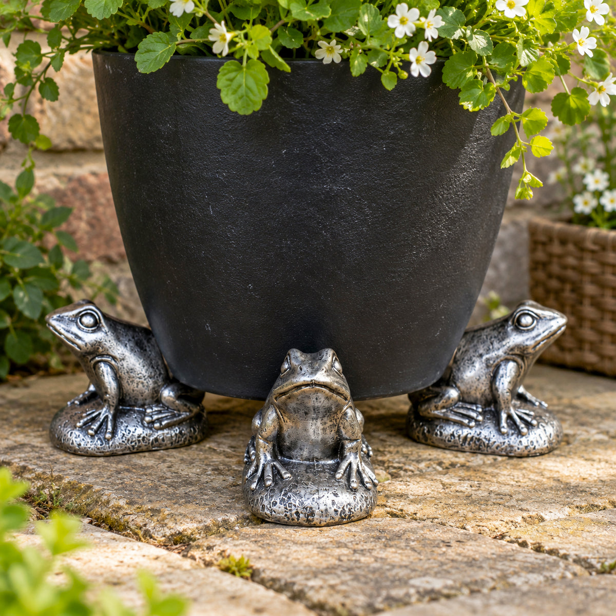 Set Of 3 Silver Frog Plant Pot Stands