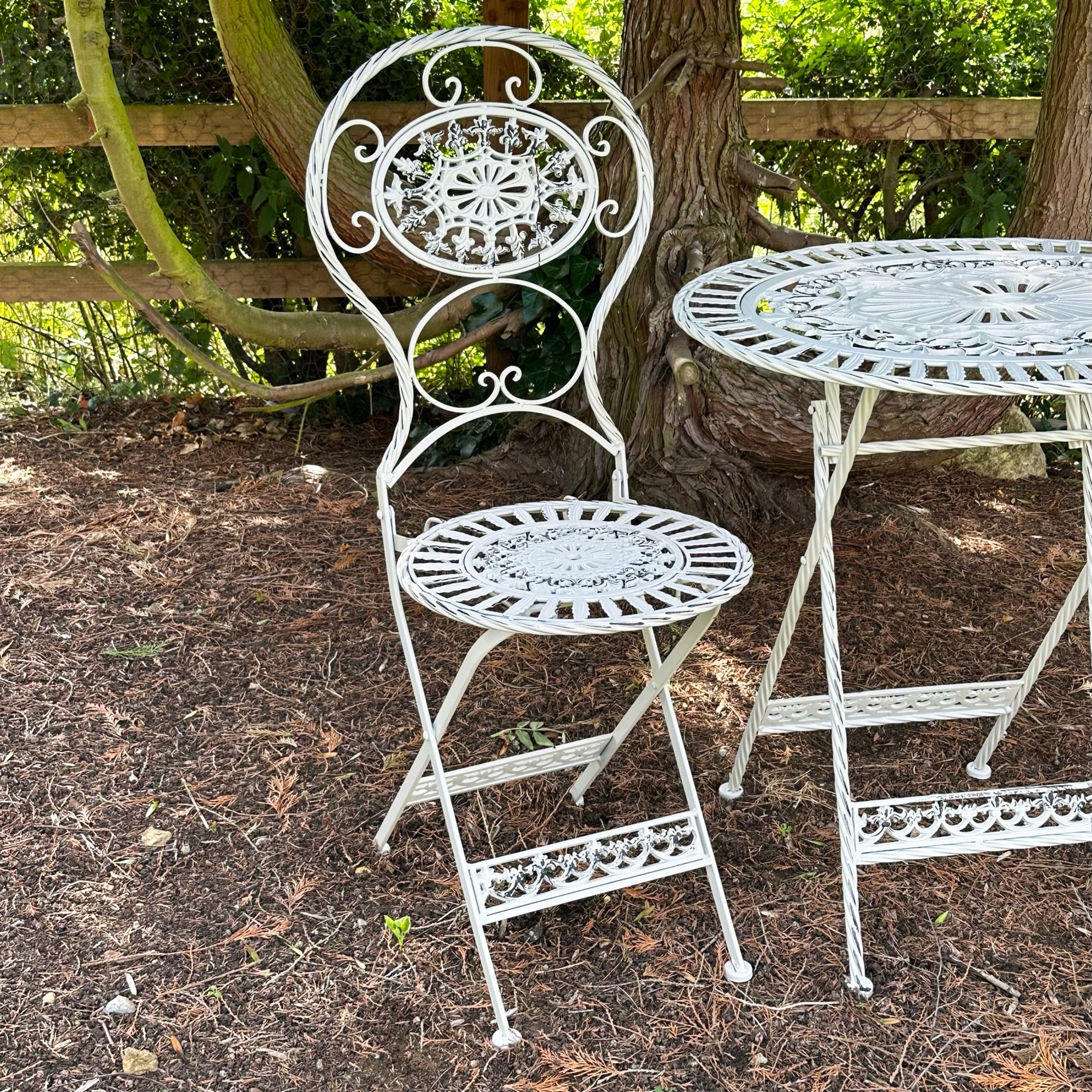 3pc White Oval Garden Bistro Set