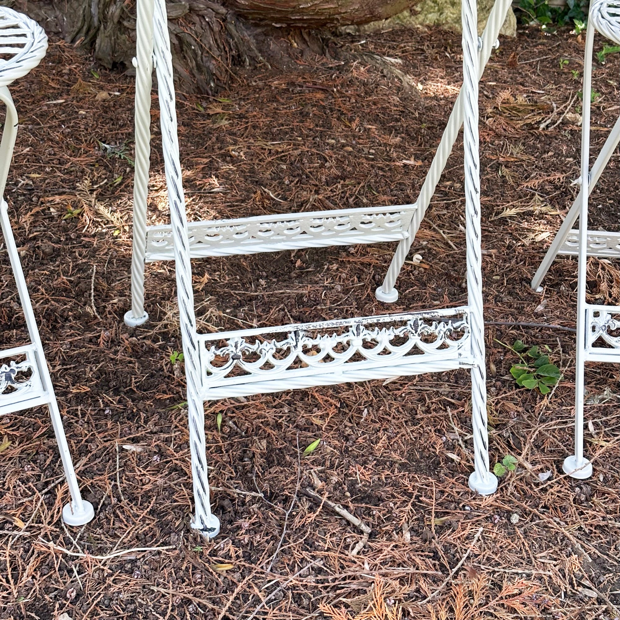 3pc White Oval Garden Bistro Set