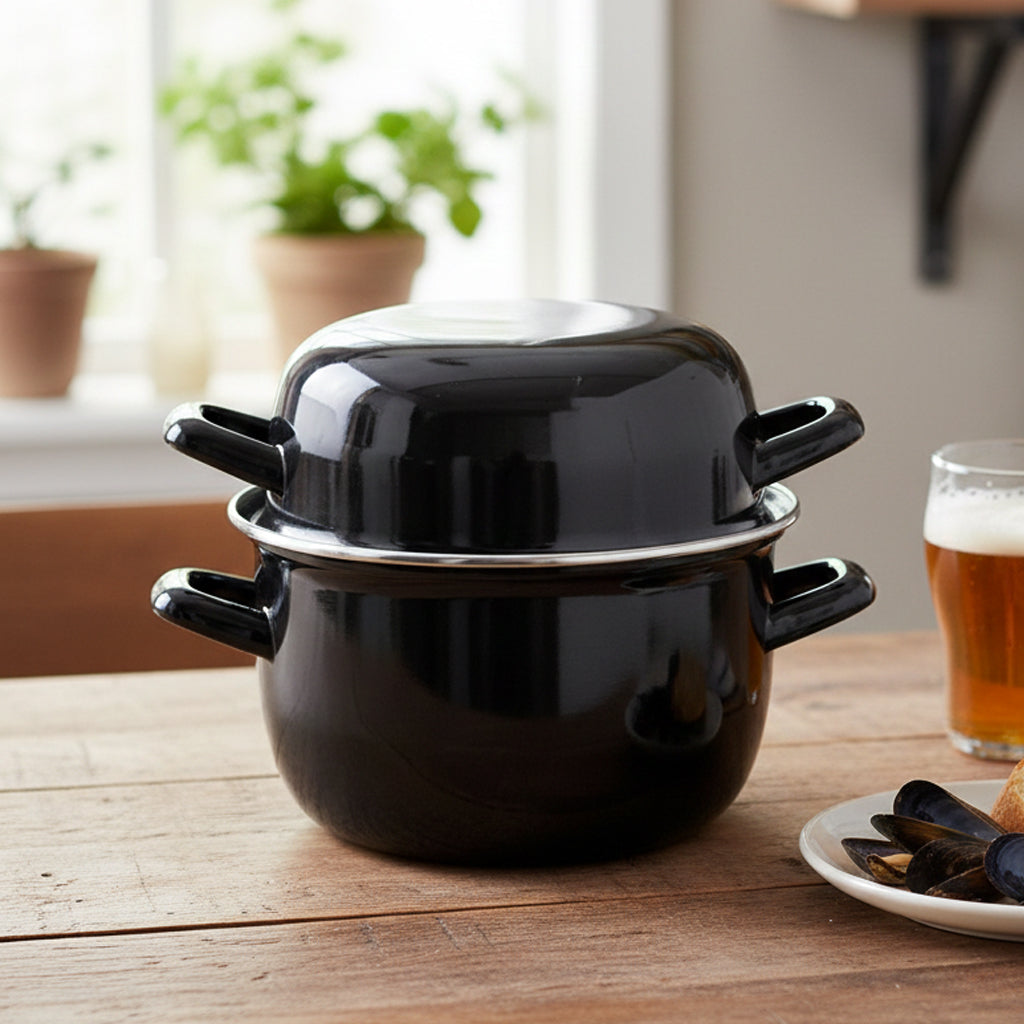 2 Litre Black Enamel Mussel Pot With Lid