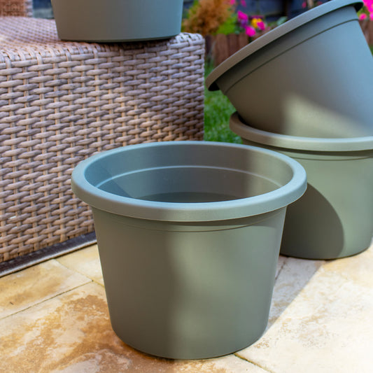 Set Of 4 Green Plastic Cylinder Planters