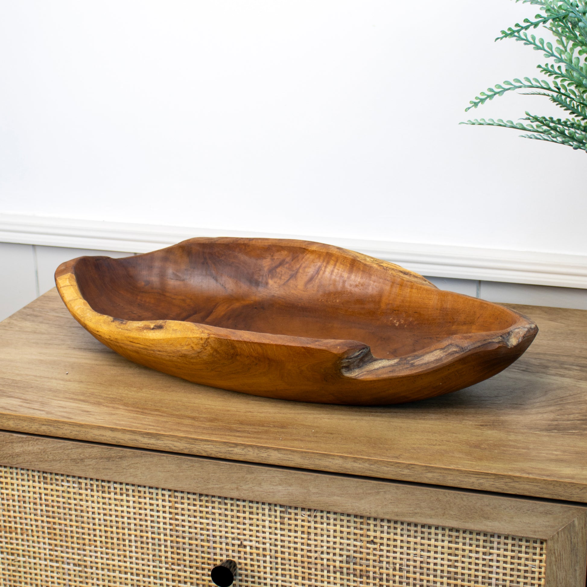 Lange Schüssel aus Teakwurzel, 45 cm