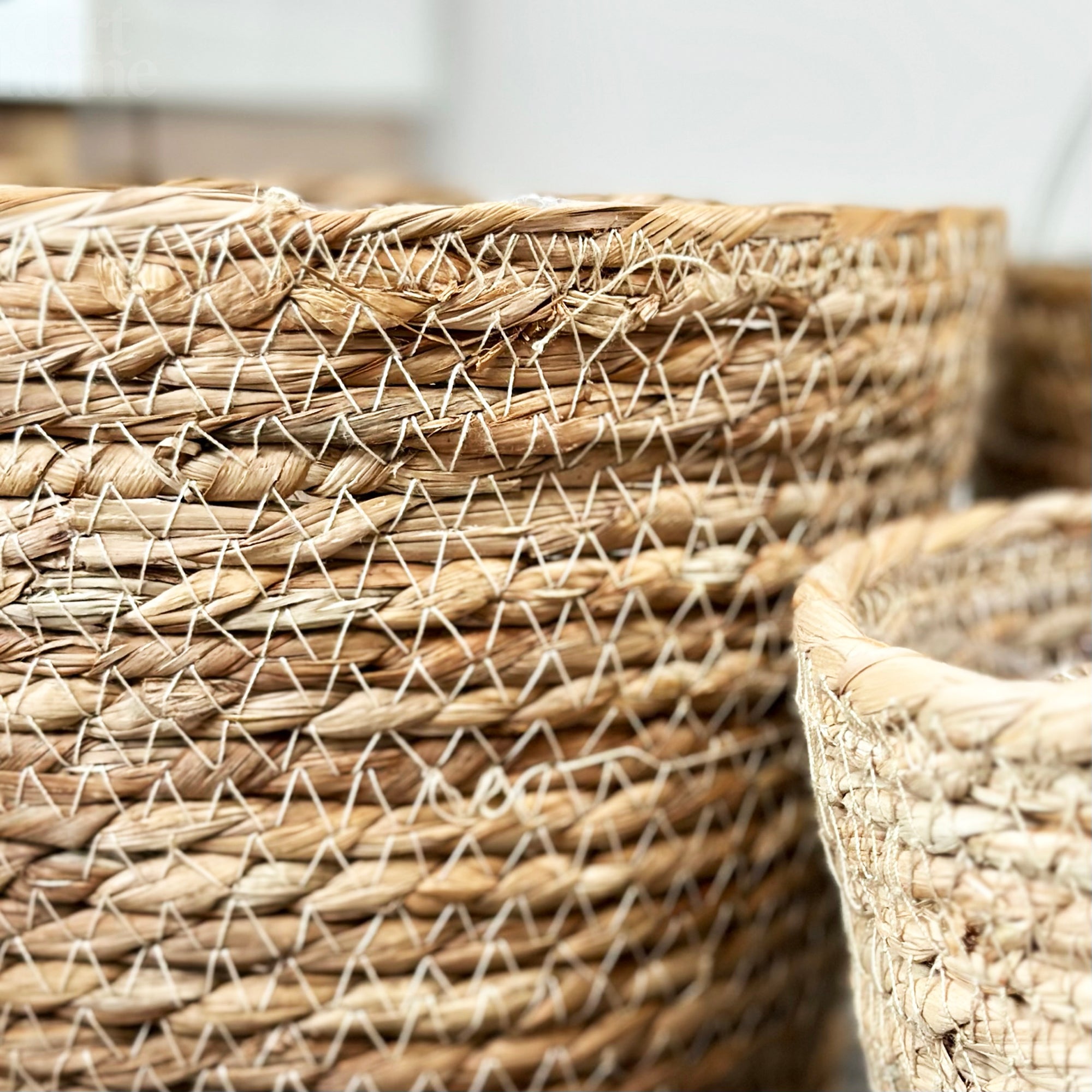 Set Of 3 Woven Cattail Leaf Plant Baskets