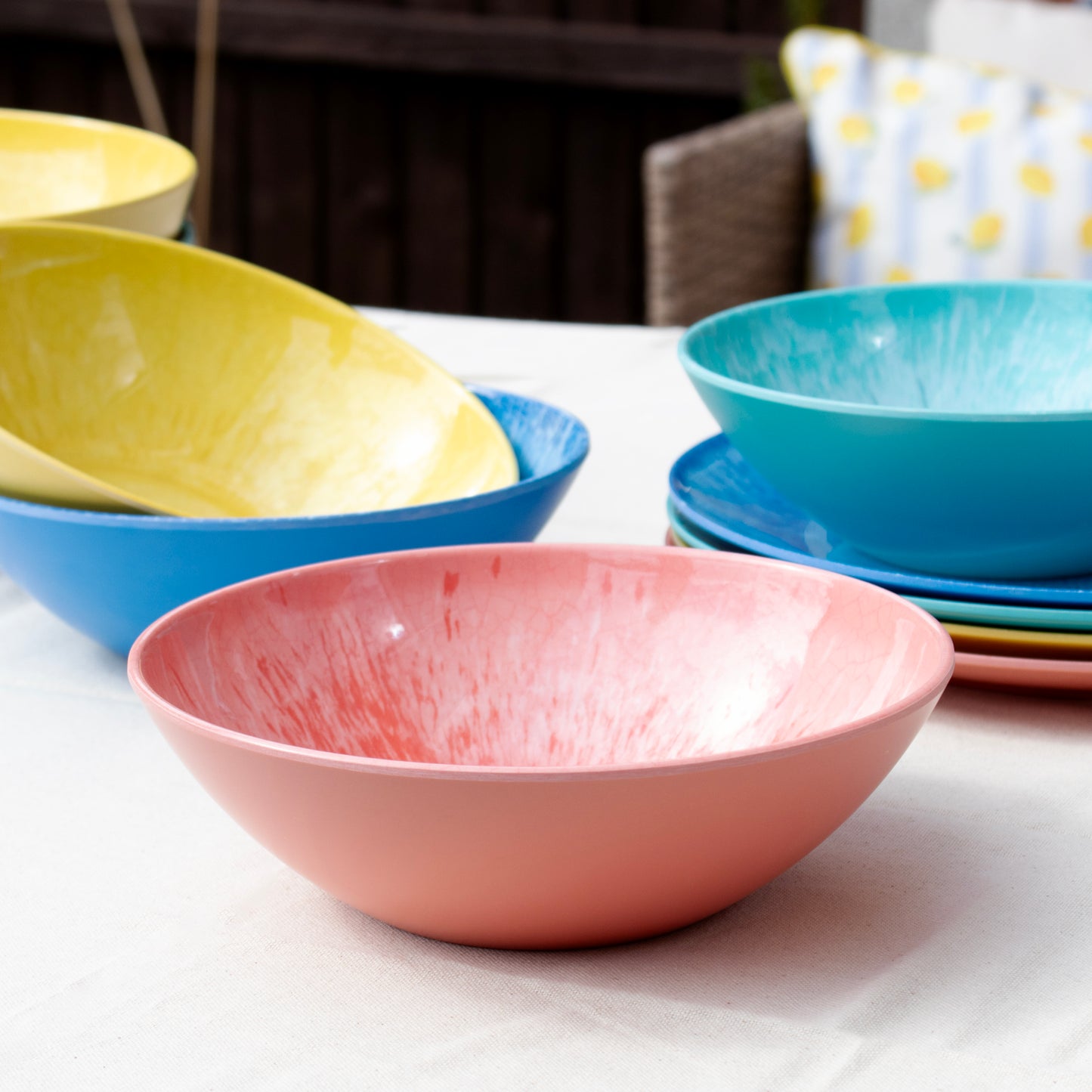Set Of 4 Colour Mix Melamine Outdoor Bowls