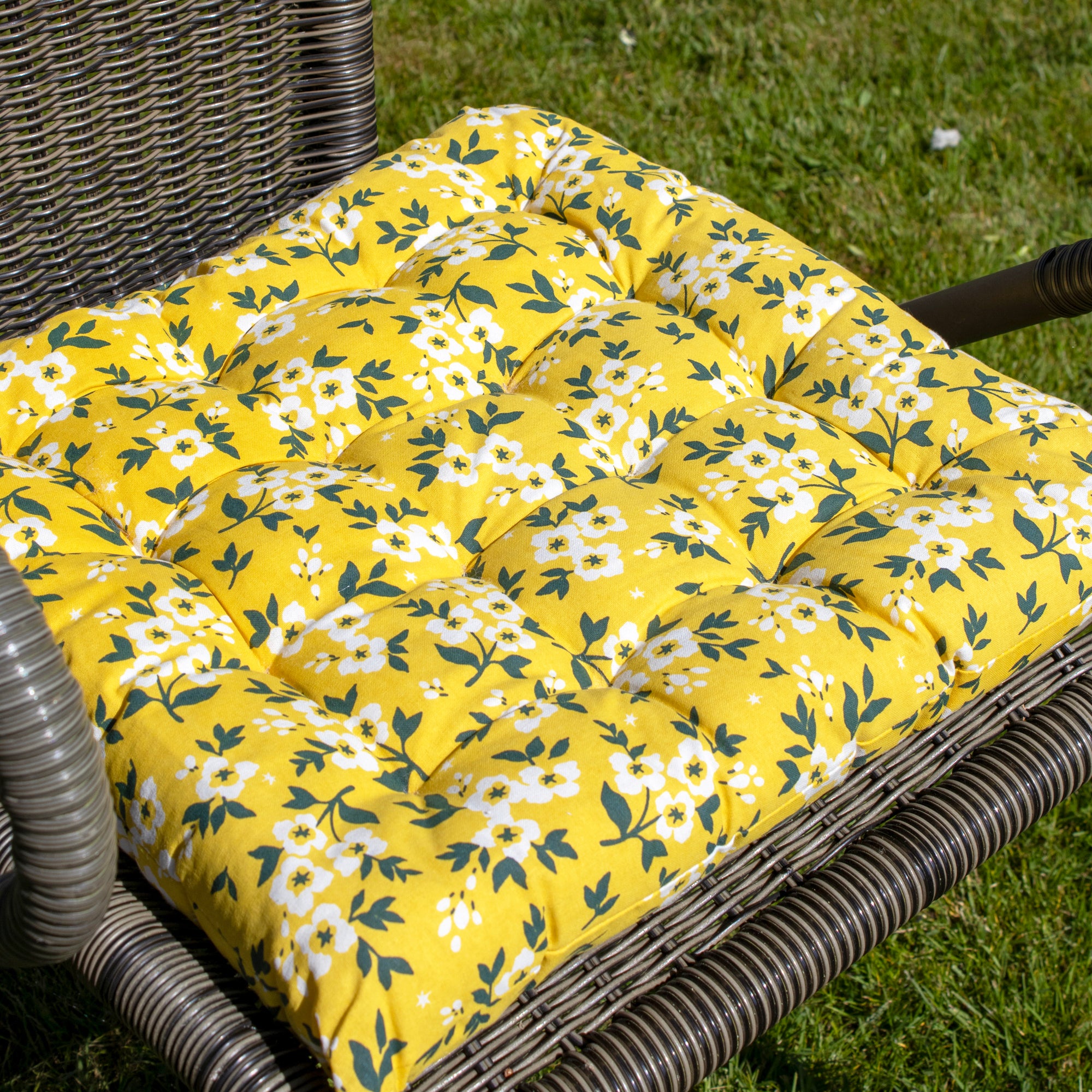 Set Of 2 Yellow Floral Cotton Outdoor Seat Pads
