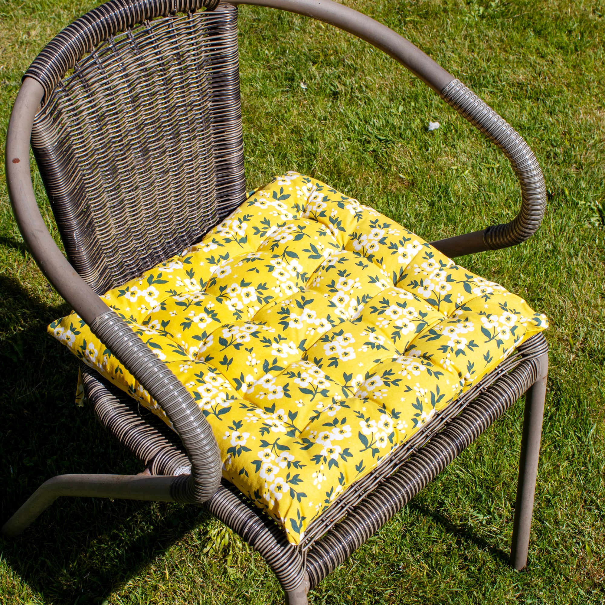 Set Of 2 Yellow Floral Cotton Outdoor Seat Pads