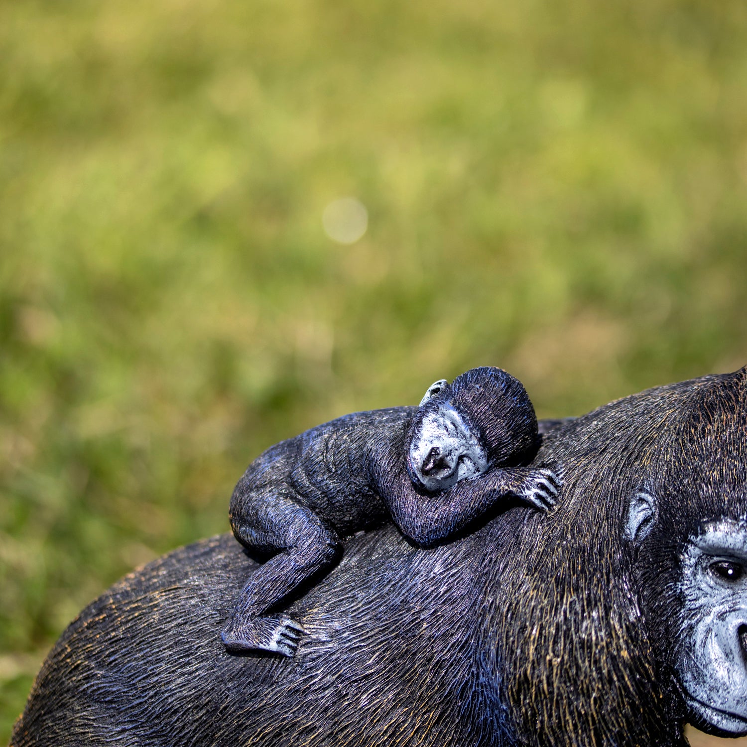 Gorilla & Cub Garden Ornament