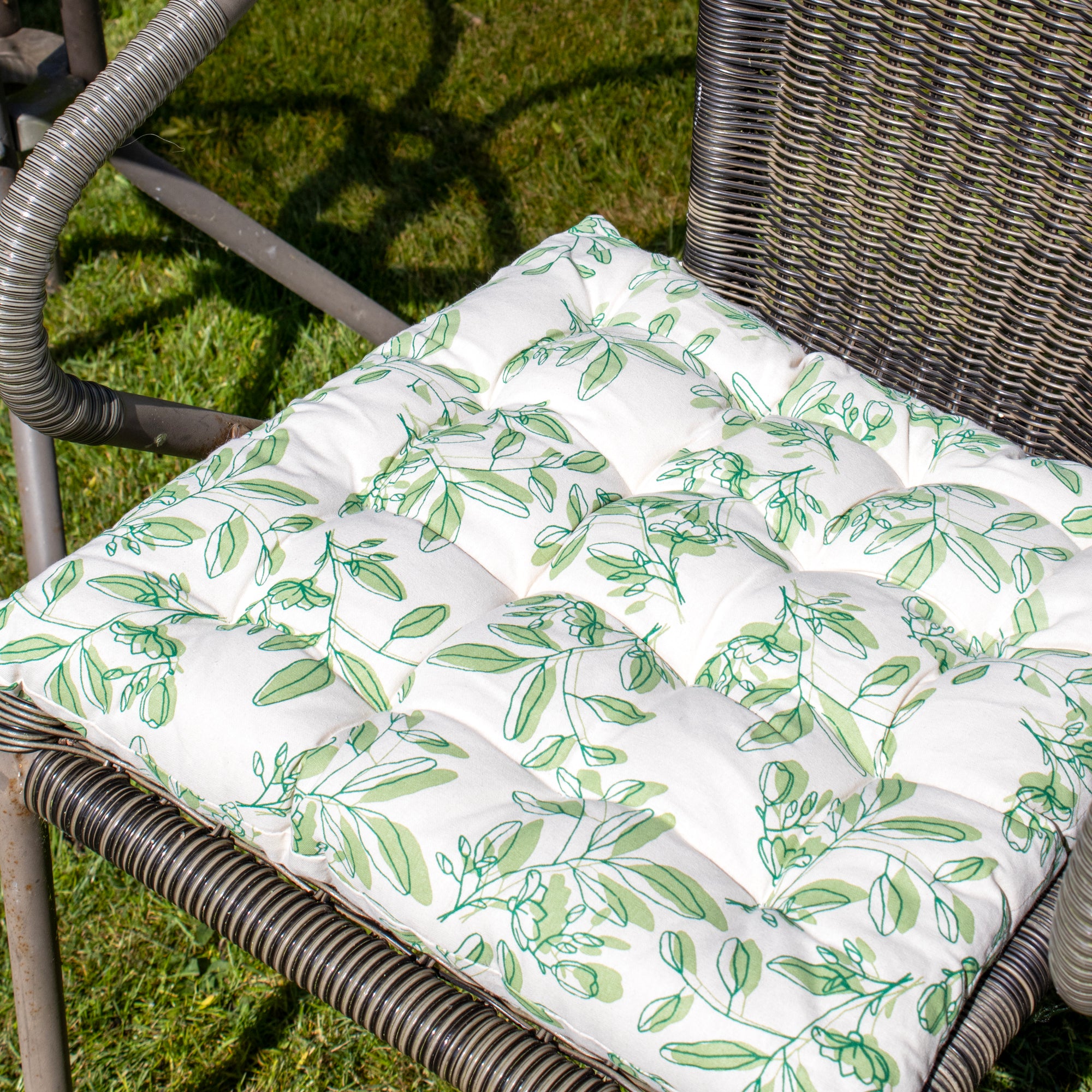 Set Of 2 Green Leaves Cotton Outdoor Seat Pads