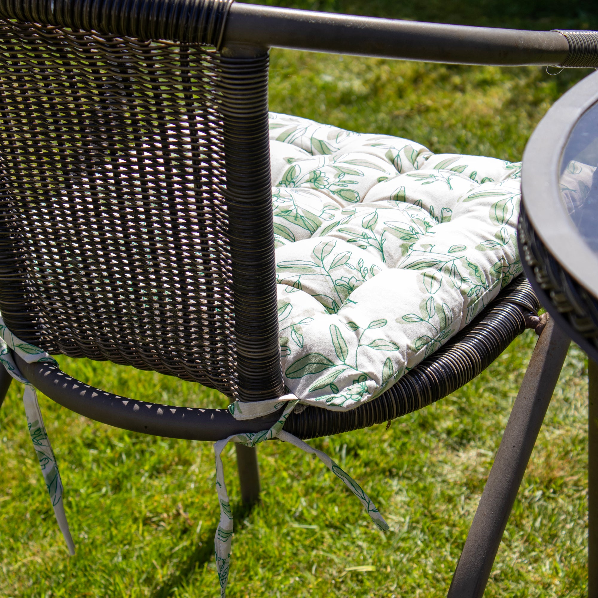 Set Of 2 Green Leaves Cotton Outdoor Seat Pads
