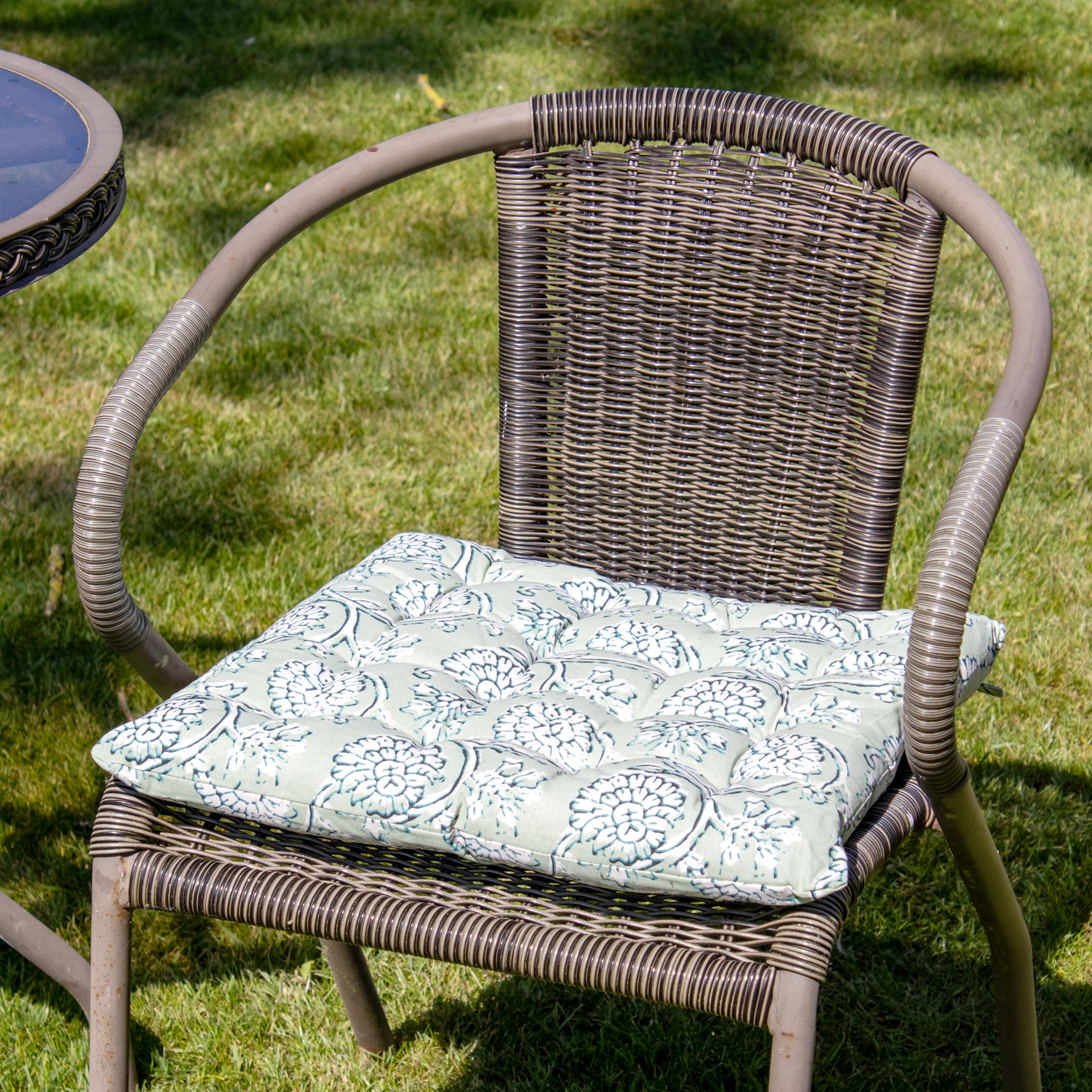 Set Of 2 Green Floral Cotton Outdoor Seat Pads