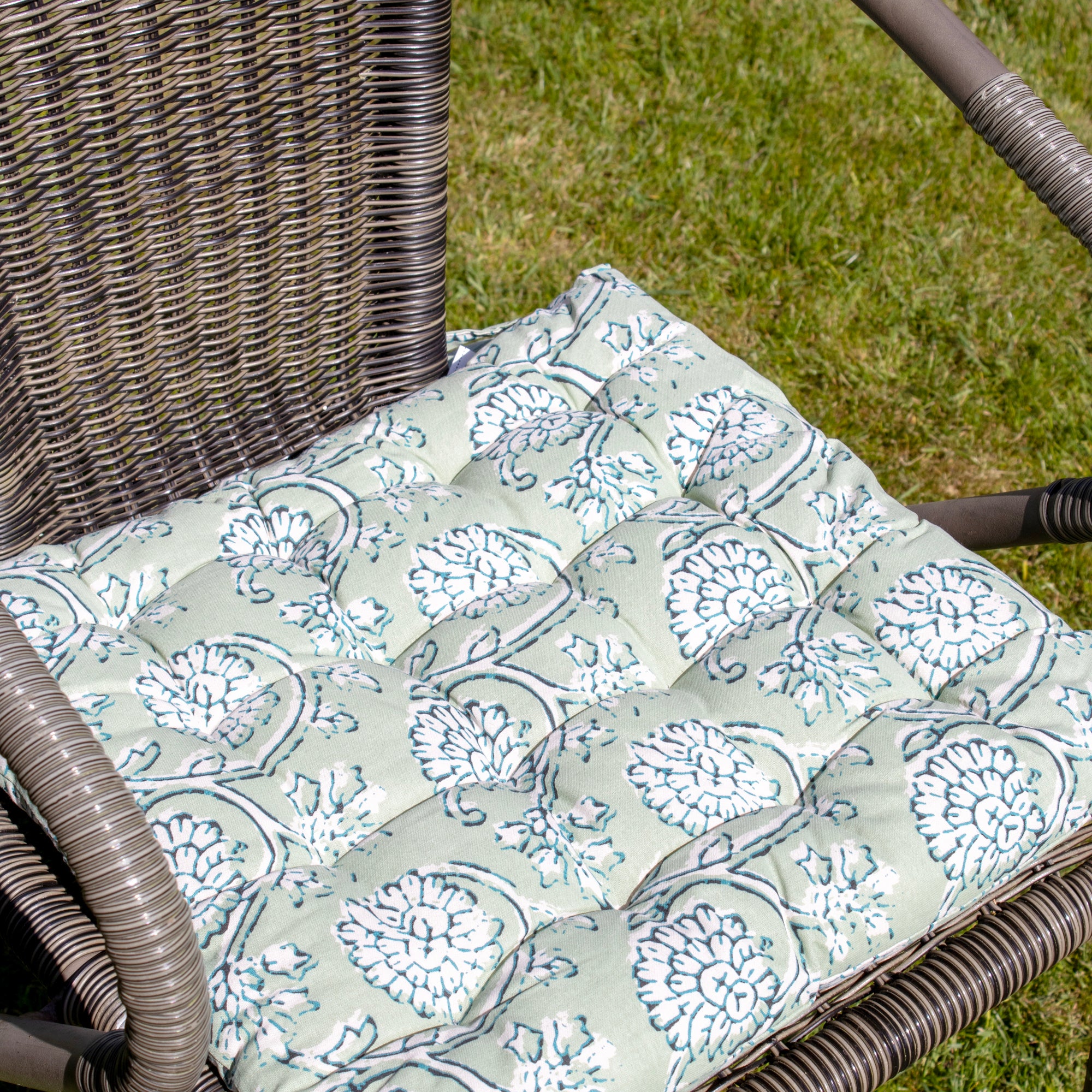 Set Of 2 Green Floral Cotton Outdoor Seat Pads