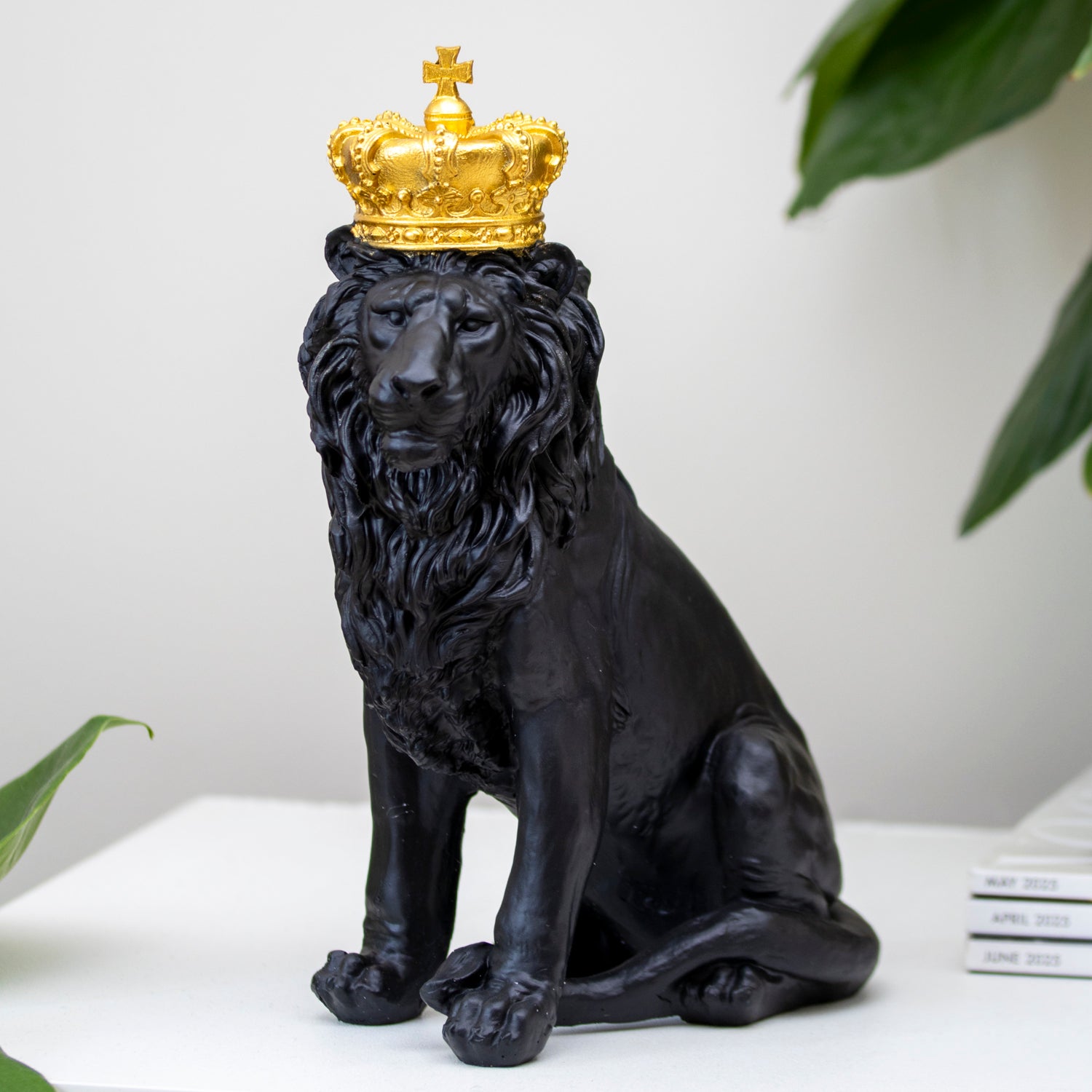 Black Lion With Gold Crown Ornament