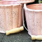 Set mit 3 rosa gesprenkelten Korbtöpfen