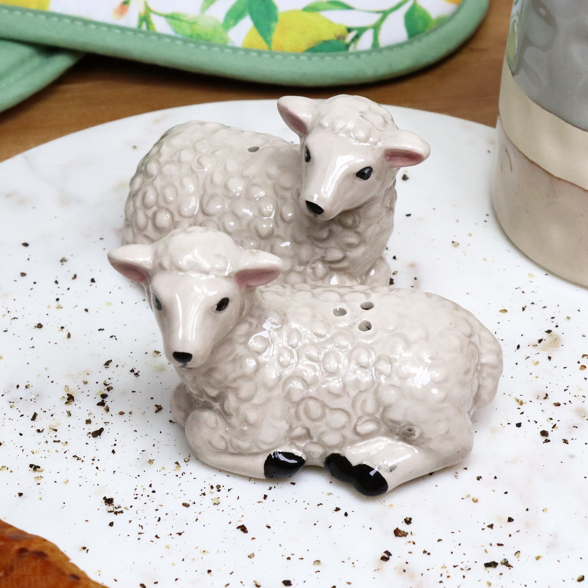 Sheep Salt And Pepper Shaker Set