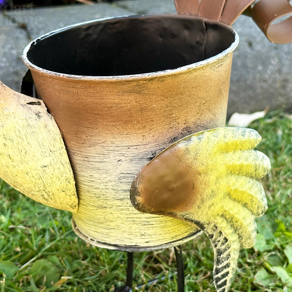 Metal Chicken Garden Planter