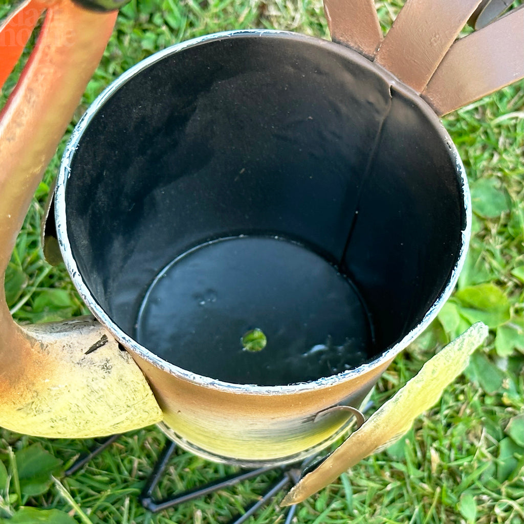 Metal Chicken Garden Planter