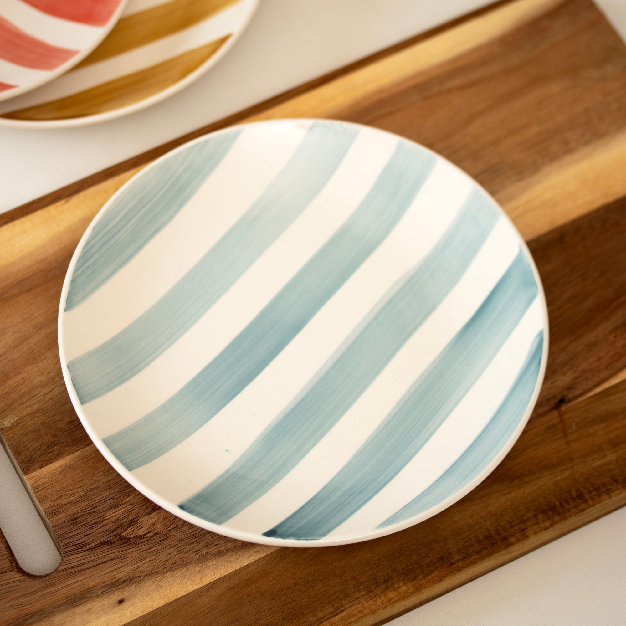 Set Of 4 Colour Stripe Plates