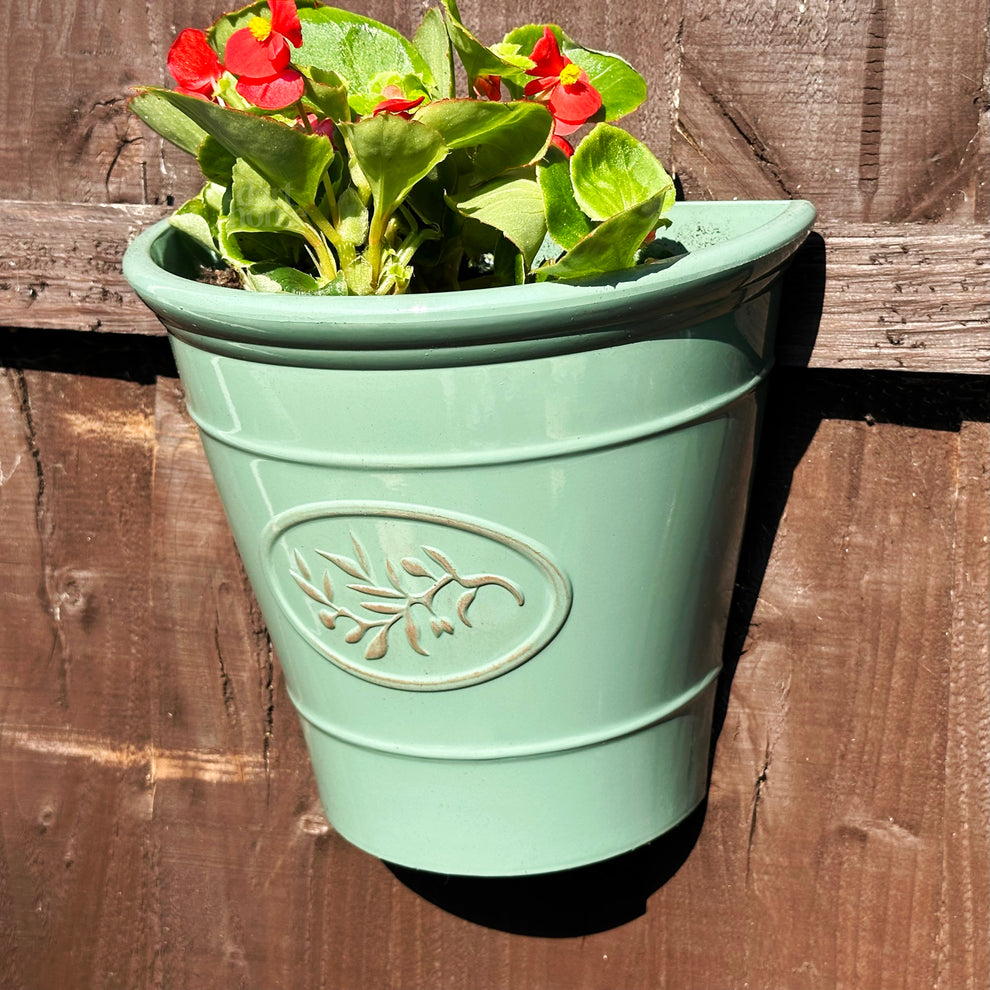 Darthome Glossy Green Wall Planter 21x23x13cm Darthome Limited