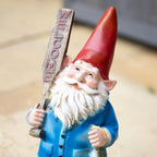 Toasty The Gnome Gartenstatue 24 cm