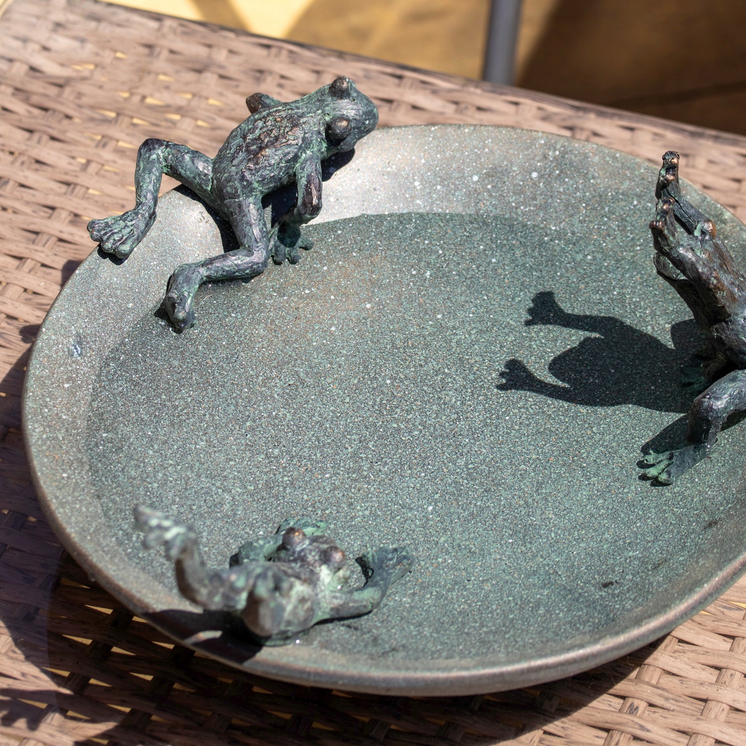 Verdigris Frog Garden Bird Bath Bowl