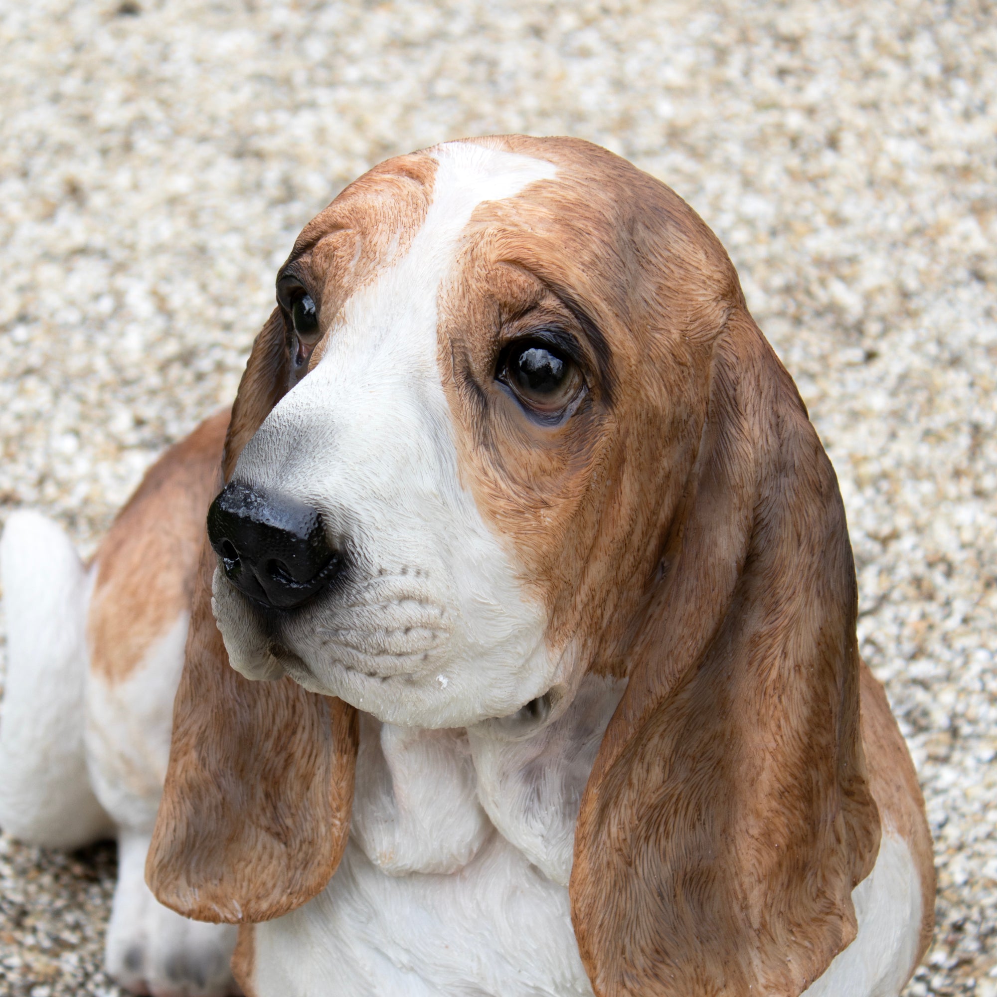 Resin Bassett Hound Ornament