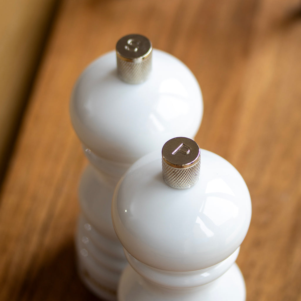 Set Of 2 Glossy White Salt & Pepper Mills