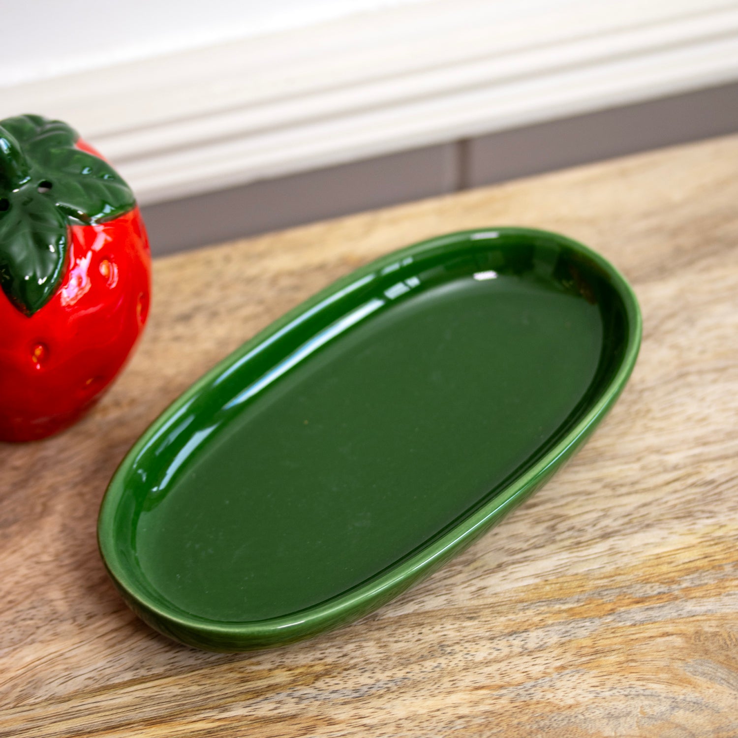 Strawberry Salt And Pepper Shakers With Tray