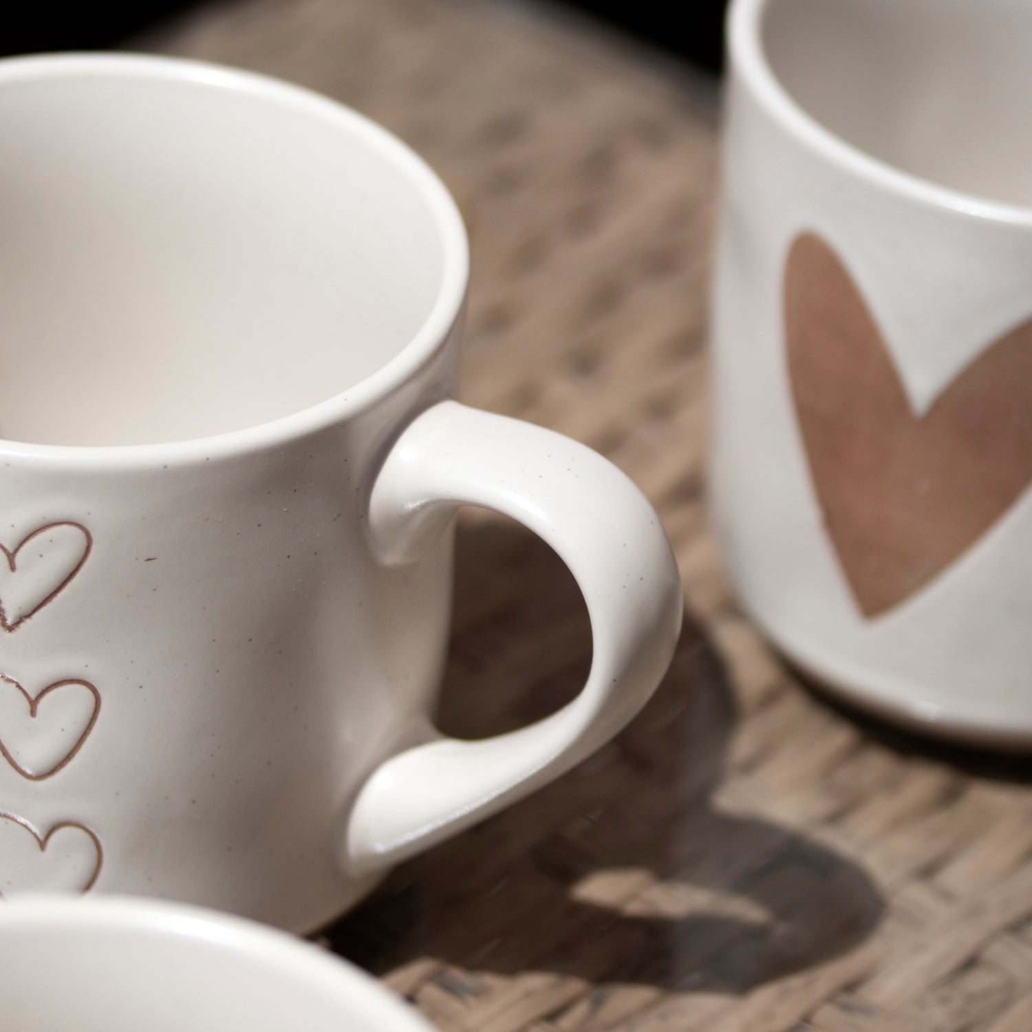 Set Of 4 Speckle Love Heart Mugs