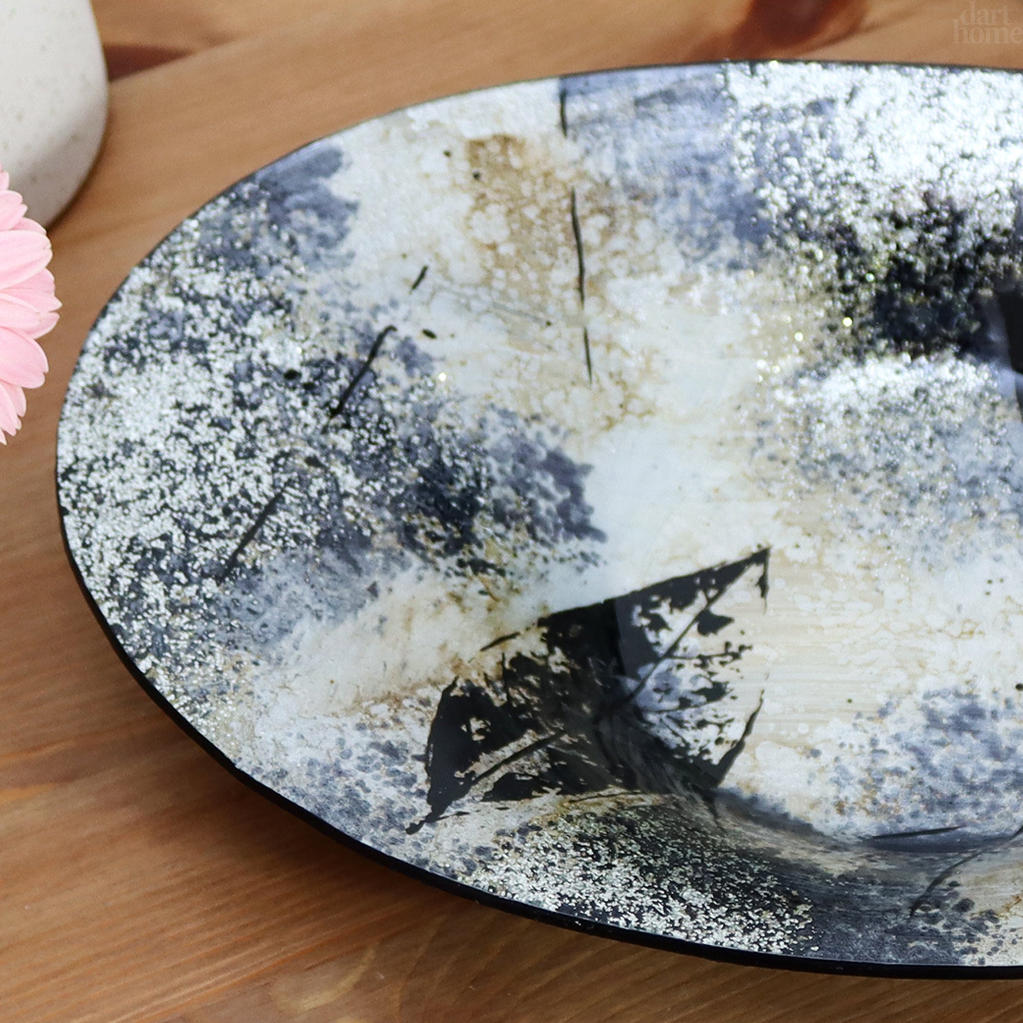 Abstract Vincenza Leaf Decorative Bowl