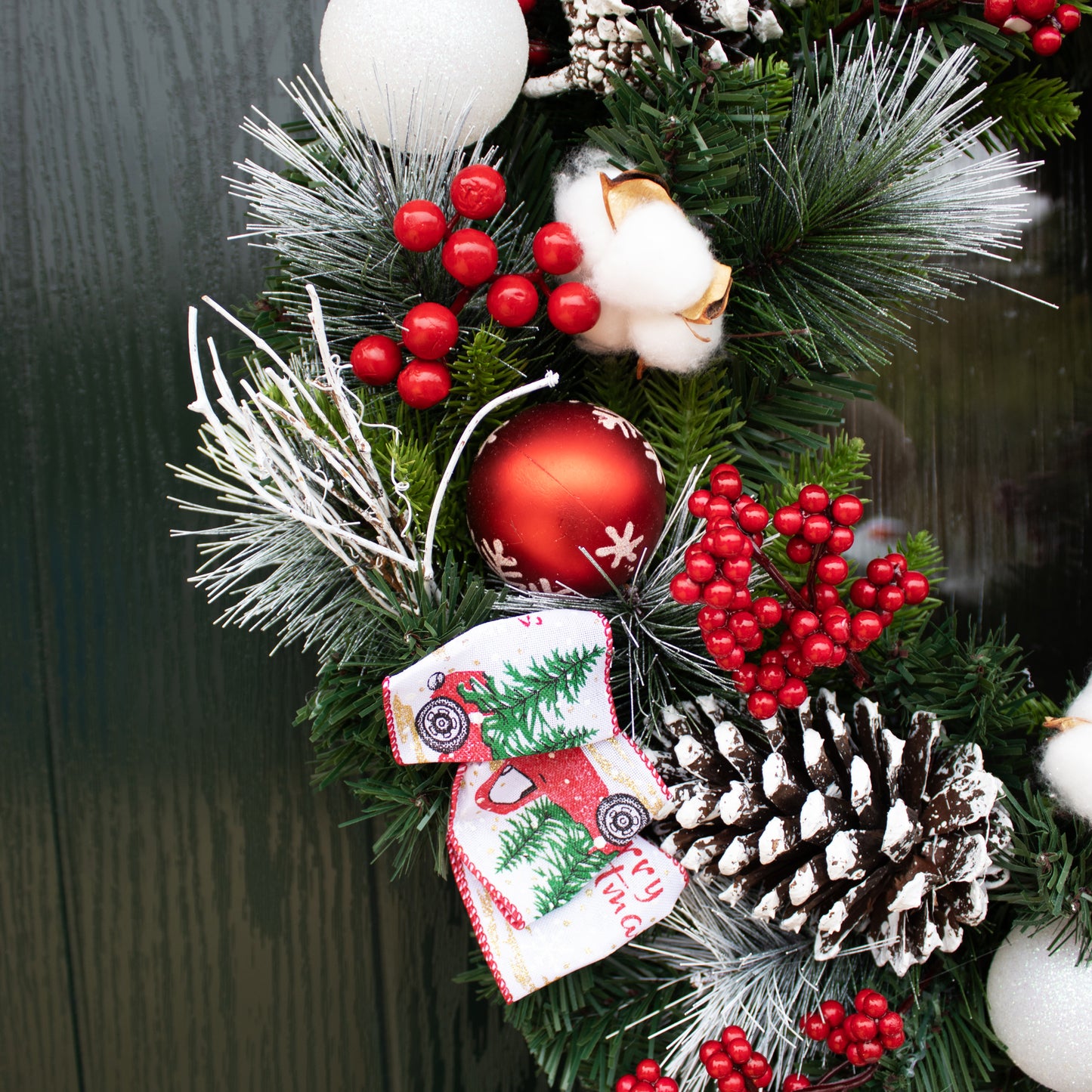 Pinecone & Berry Christmas Wreath