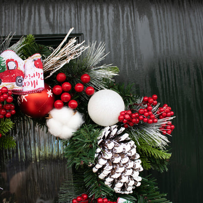 Pinecone & Berry Christmas Wreath