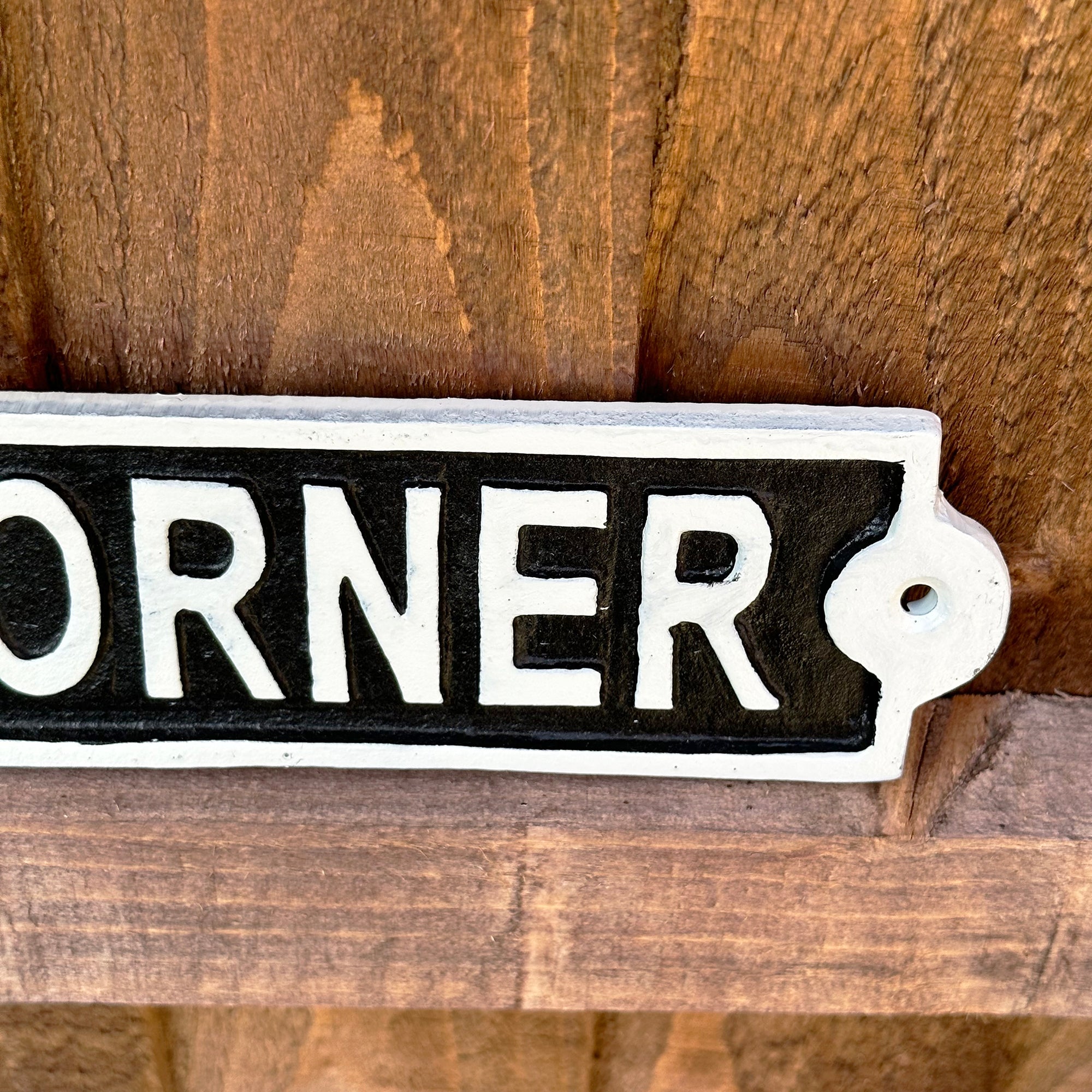 P*ss Heads Corner Sign