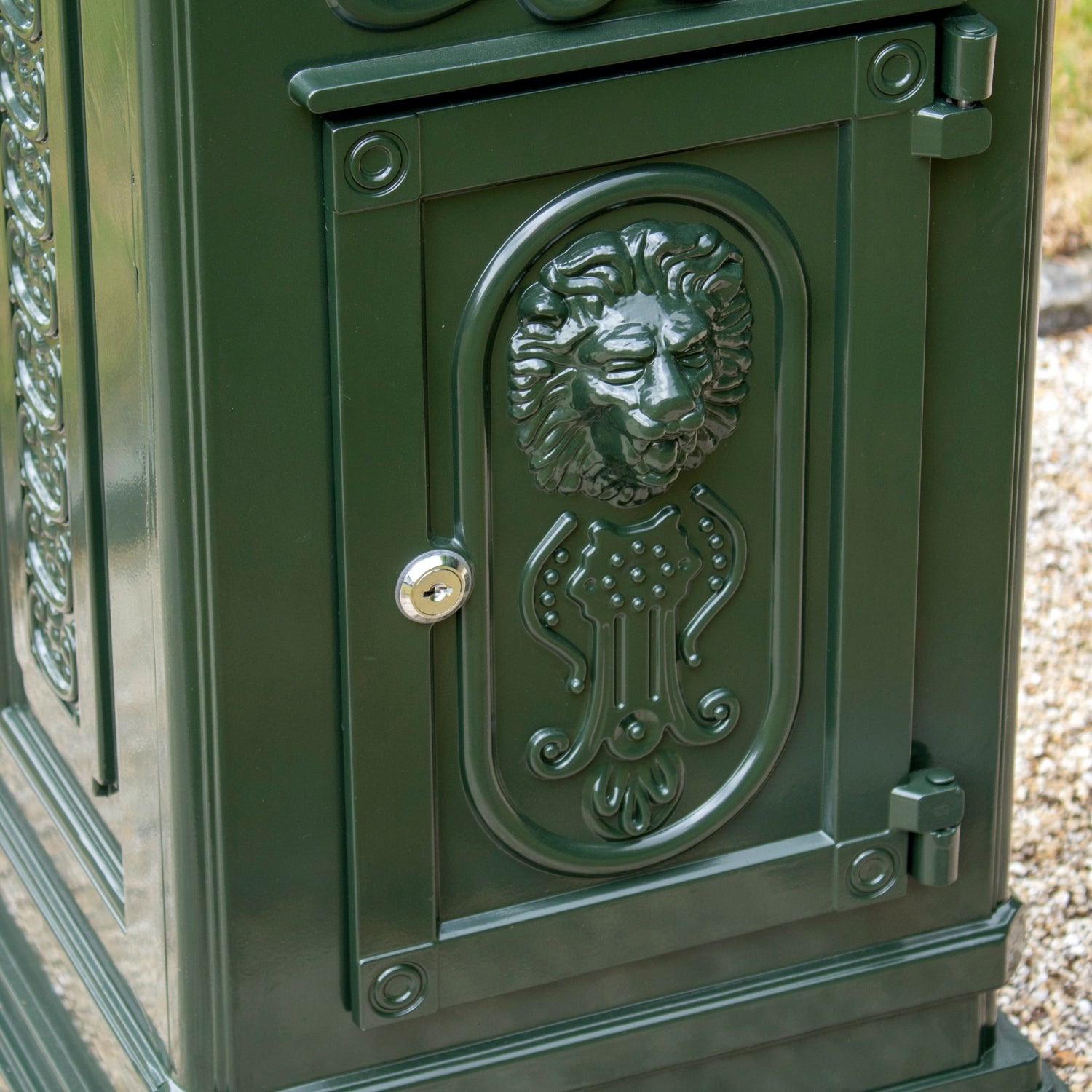 Heritage Green Free Standing Victorian Post Box