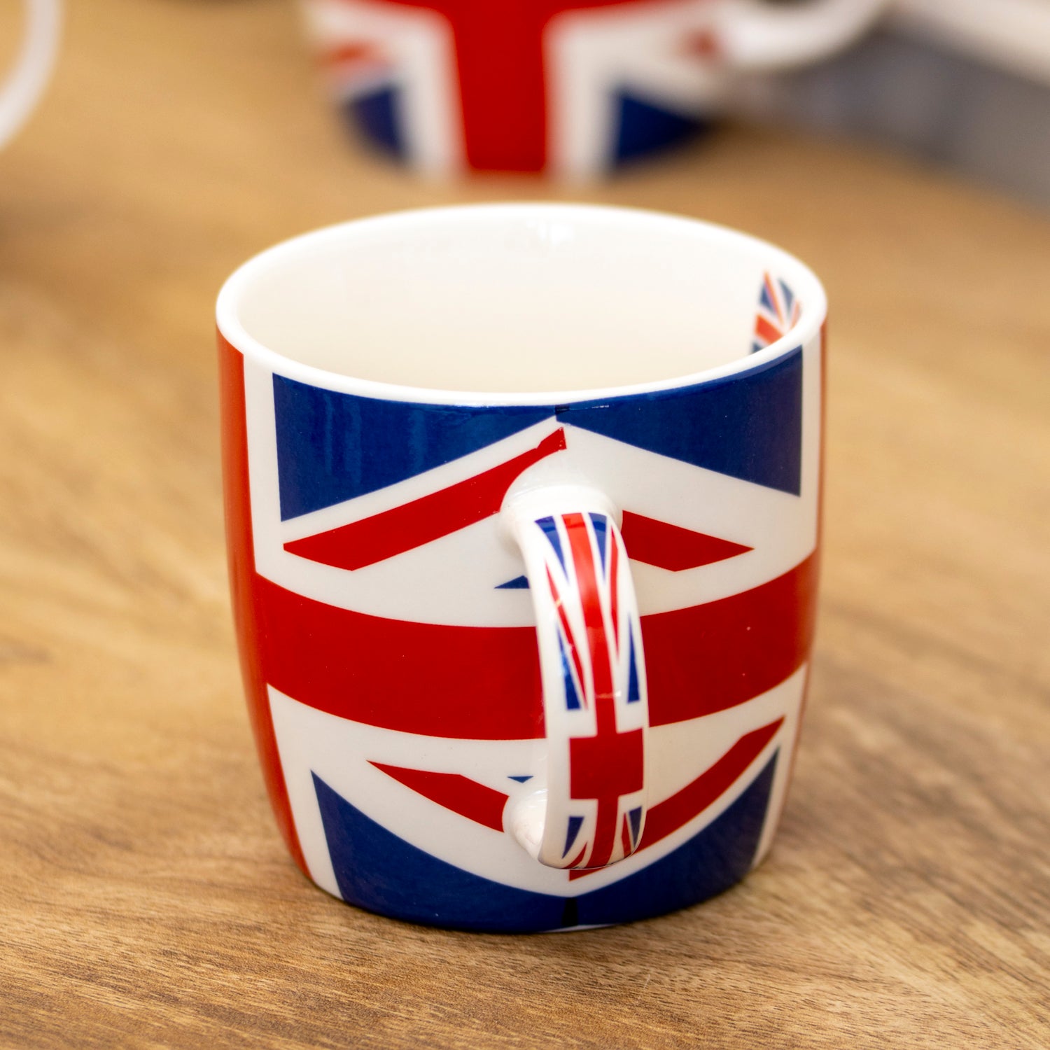 Set Of 4 Union Jack Mugs 200ml