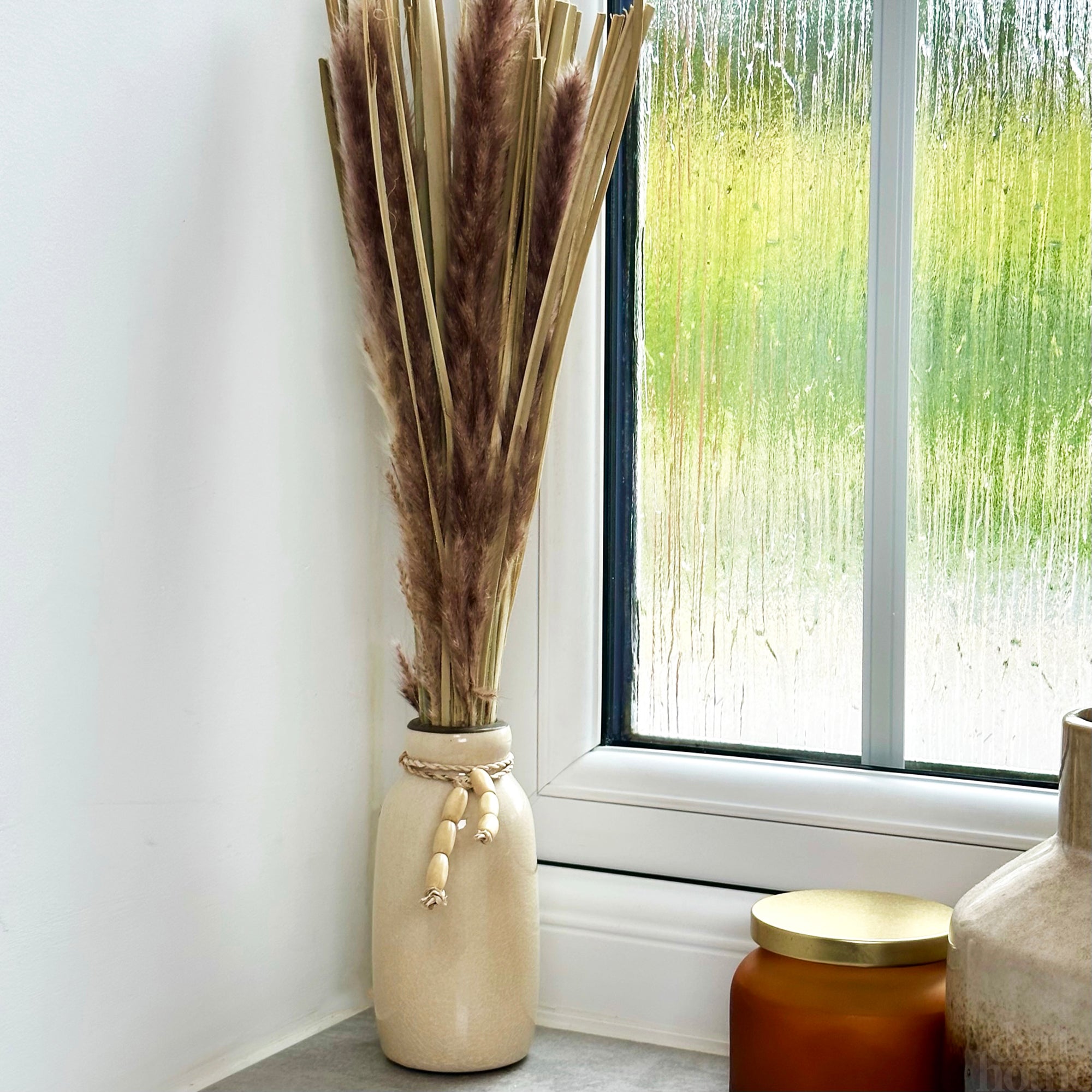 Brown Dried Pampas In Crackled Vase