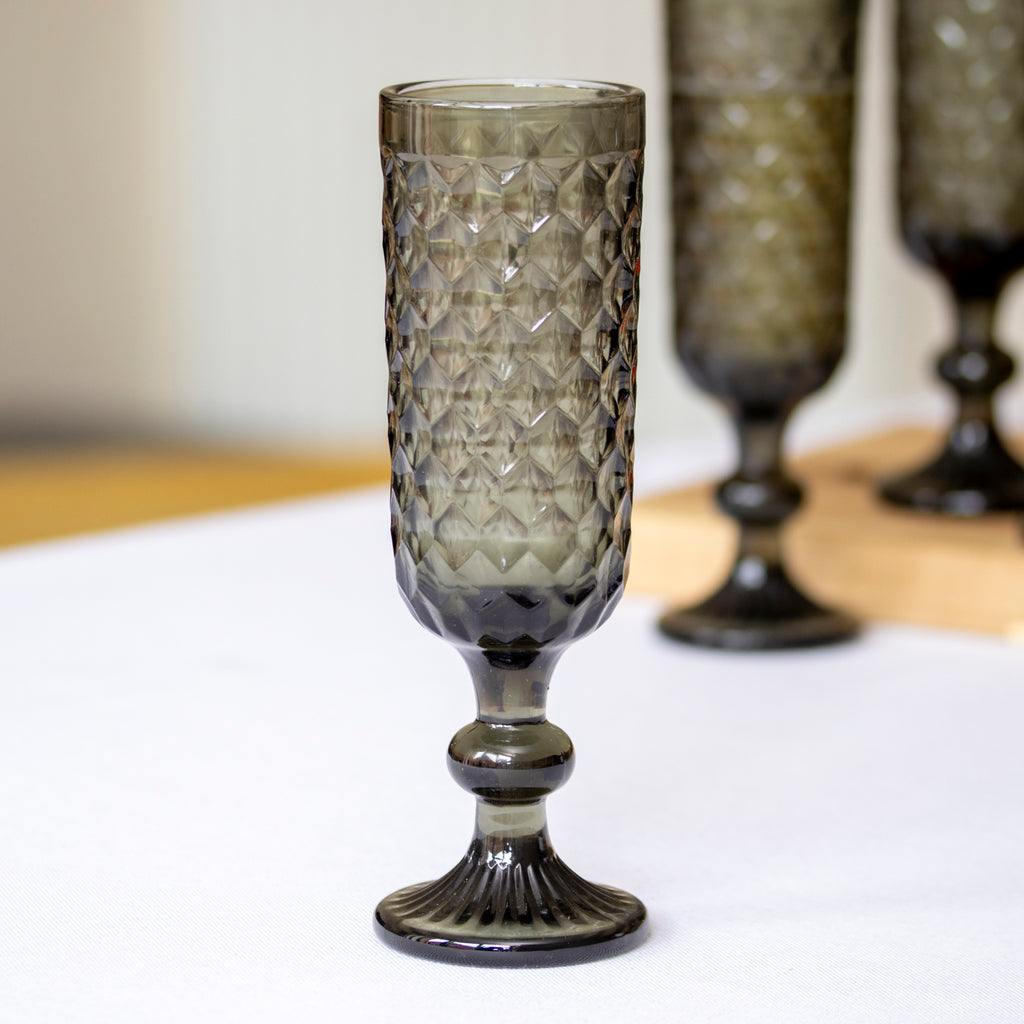 Set Of 4 Diamond Glass Champagne Flutes